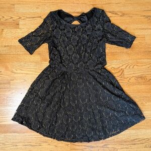 Black Lace Fit & Flare Dress Gold Thread Detail Bow Back Size Junior's XL